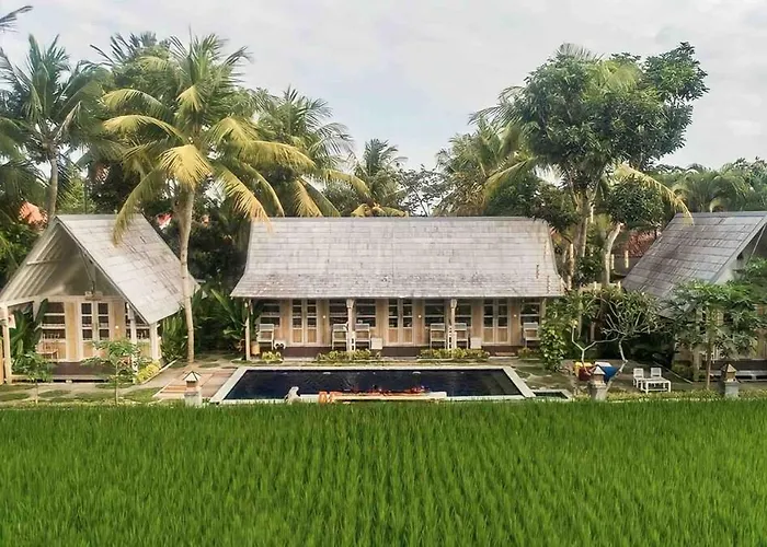 5br Pvt Pool Wooden House Near By Ilys C Vakantiehuis