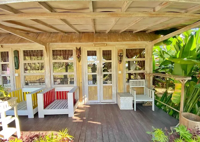 5br Pvt Pool Wooden House Near By Ilys C Ubud