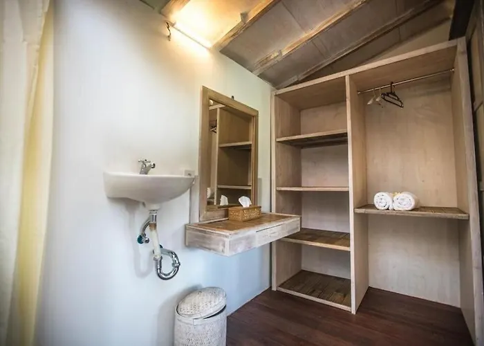 5br Pvt Pool Wooden House Near By Ilys C Ferienhaus Ubud