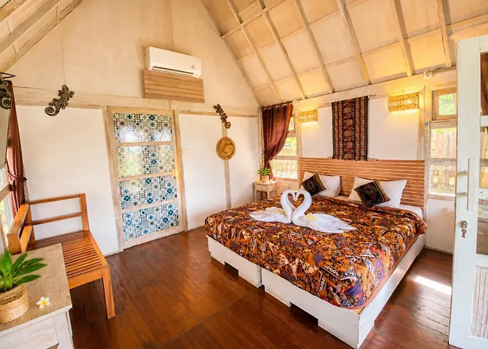 Vakantiehuis 5br Pvt Pool Wooden House Near By Ilys C